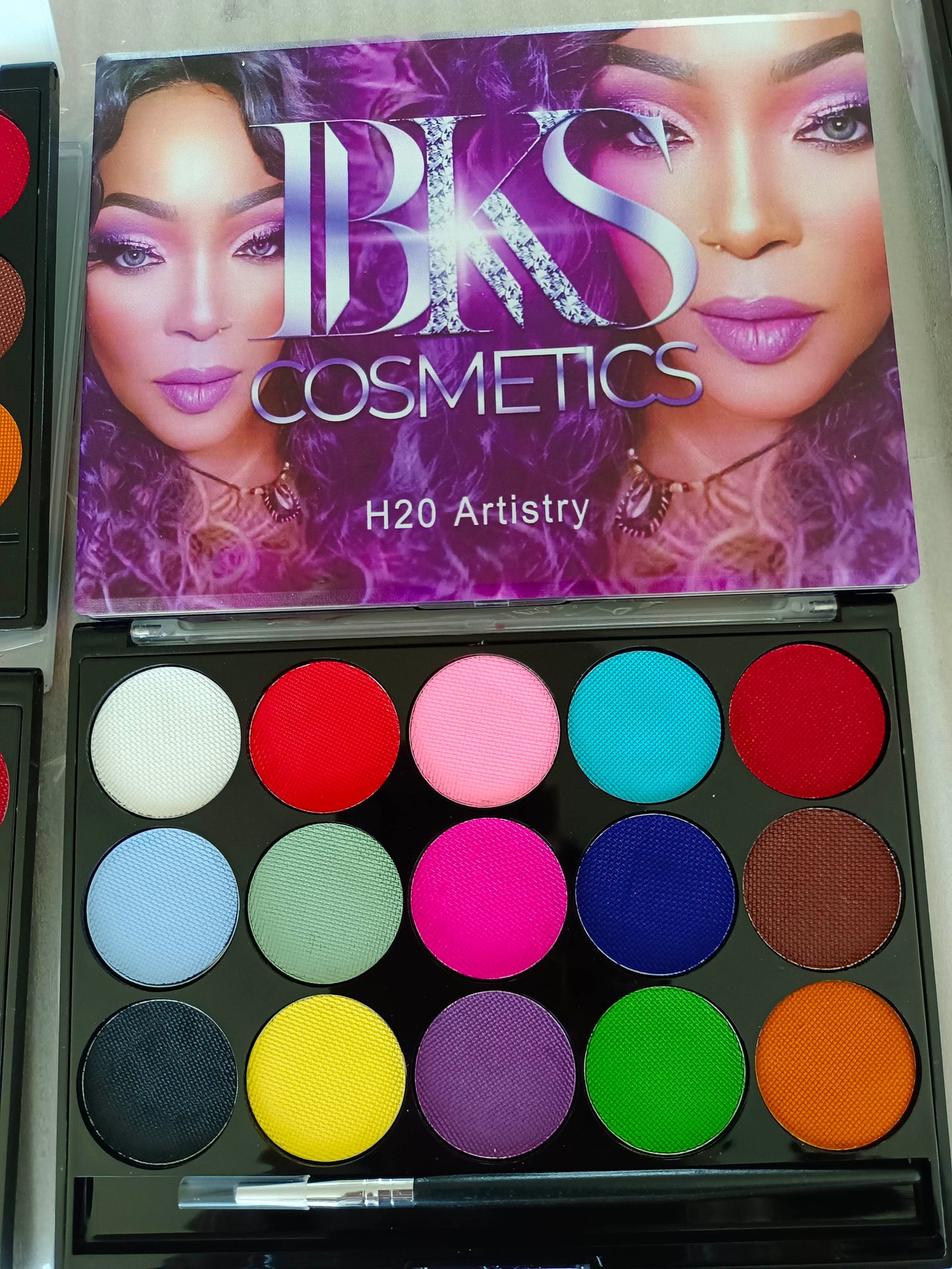 The Artistry H2O Palette